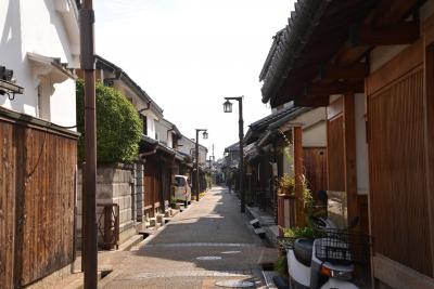 奈良　　菊の香や奈良には古き仏たち　　芭蕉