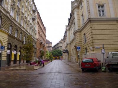 ■中欧4ヶ国周遊9日間■2014初海外ツアーひとり参加の旅・④ブダペストの朝食と朝の散歩