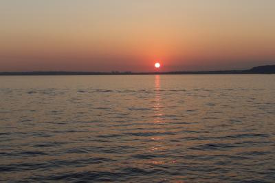 東京湾フェリーから見る夕日