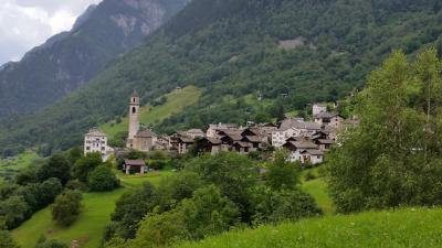 2014年7月スイス-3　魅力的な村ソーリオとブレガリア谷サイクリング