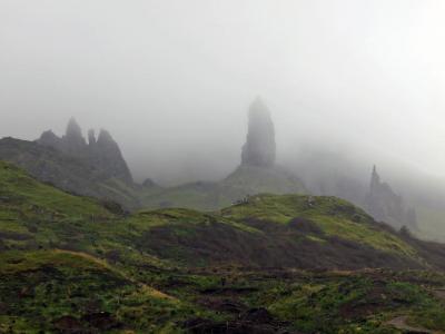 2014スコットランド　風と偉人を探しに　スカイ島 day2　Old Man of Storr/Dunvegan Castle