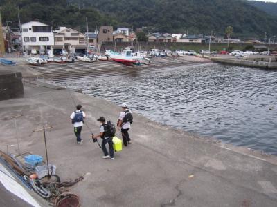 【網代港・網代漁港】釣り人を見ながら街を散策。釣り堀はロケでも使われる有名スポット！