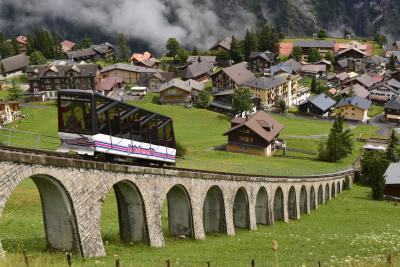 スイスの山眺め中心の旅