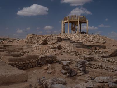 聖書の地を巡る  イスラエル  (2)  南部地区 (テルラキシュ、チンの荒野、ベェル.シェバなど)