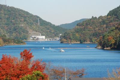 秋色の宮ヶ瀬湖畔を訪ねて（神奈川）