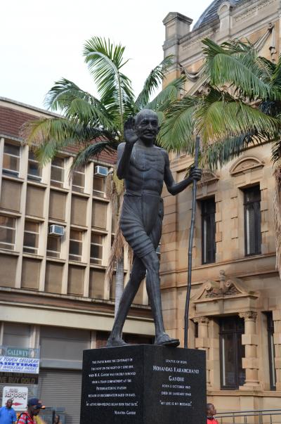 南ア共和国のピーターマリッツバーグ : インド独立の父ガンディーの活動の原点となった街