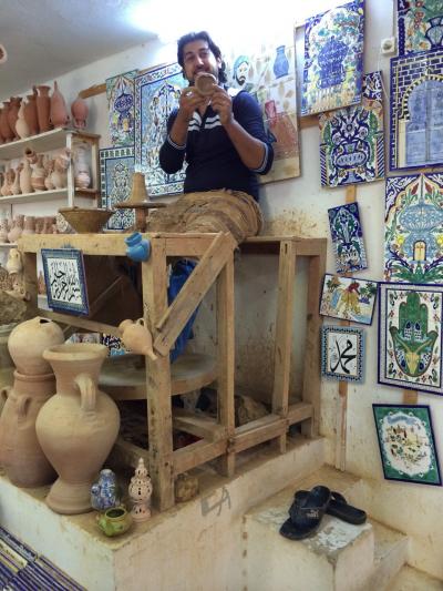 梅の湯から始まるチュニジア旅行記2014-その24-陶器の街ゲララお買い物編