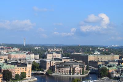 美女？？一人、きた～、待ちに待った夏期休暇！！＊行きはJAL Fクラス、帰りはJAL Cクラスにて、北欧3カ国（ノルウェー、スウェーデン、フィンランド）気ままに回っちゃう。　6泊8日4日目水の都ストックホルムへ。朝いち、飛行機の欠航からスタート orz 美しい町並みを堪能～