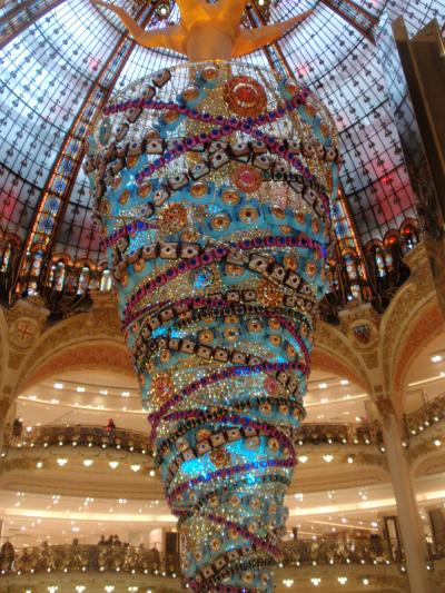 パリ市内散策編:オルセー美術館やリュクサンブール美術館(32)に。パリ散策は、ギャラリーラファイエットでお昼、その後、モンパルナス地区へ