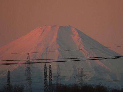 素晴らしい朝焼け富士を見る