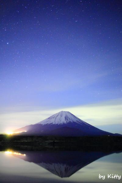 ☆クリスマスの夜空に輝く満天の星と逆さ富士☆ ＜クリスマスランチ@フェニーチェ＆山中湖から見る夕景の富士山＆精進湖の夜＞