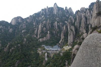 世界遺産「三清山」で鳥見登山