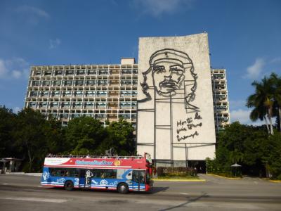 年末年始キューバ＆中米3ヶ国の旅(3)　革命広場とハバナ新市街