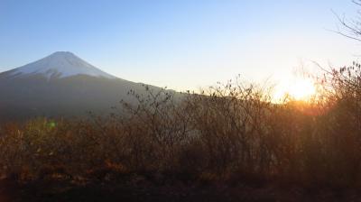 2015年登り初めは富士を望む絶景の山　～三つ峠山～