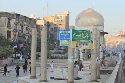 再びPAKISTAN8 旧市街中心のヤドガー・チョーク、時計塔へ　 Peshawar