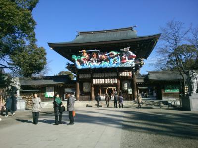 今月は寒川神社です。