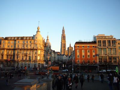 アントワープ 中央駅~ネロの教会を歩いた