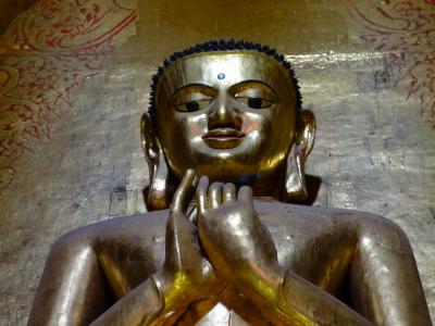 ミャンマー、ロンジーをまた引きずって…　バガン再び、初日