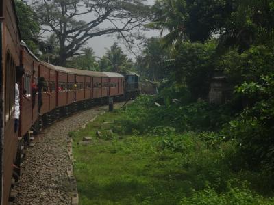スリランカ鉄道の旅
