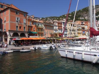 パステルカラーの港町~ヴィルフランシュ・シュル・メール~