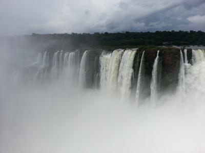 エレガンス的　南米大陸初上陸　イグアスの滝編