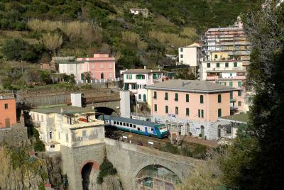 2014.12ニース，フィレンツェ，チンクエテッレドライブ旅行28-Riomaggioreから列車でRapalloへ
