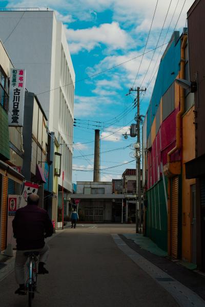 彦根の銀座通り商店街付近を散策。この枯れ感、好きな人は好きでしょう。