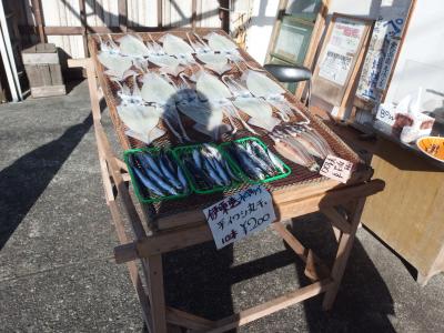 エクシブ伊豆よりの帰り、伊東市場での買い物（2014年12月）