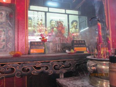 ボロブドールへの３日間（４２）ジャカルタの中国寺院「金徳院」。