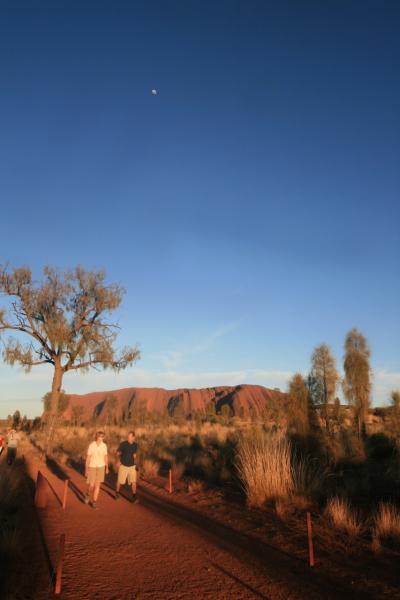 世界遺産で初日の出2013　～ Uluru 世界の中心で初日の出 ～