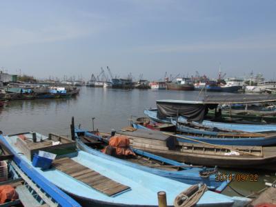 ボロブドールへの３日間（３８）ジャカルタ漁港。