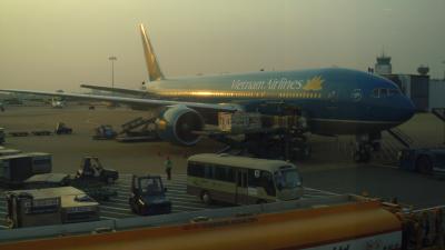 ベトナム航空国内線（ホーチミン−ハノイ）搭乗記2015/02　（SGN-HAN　B777　Cビジネス）