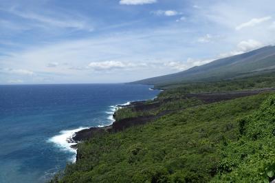 アフリカの島国アイランドホッピングの旅　広大な大自然を車窓から楽しみながら路線バスで一周のレユニオン