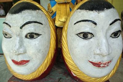 ちょっと不気味なピッタインダウンに逢いにスーレーパゴダへ