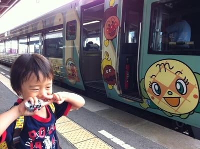3歳児連れ四国旅行（２）アンパンマン列車で行く愛媛編