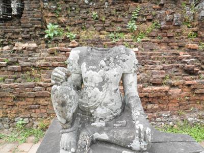 世界遺産の街ホイアン　(3)　チャンパ王国の誇るミーソン聖域へ・・・