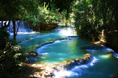 ラオス紀行（３）　碧色に輝く神秘の滝～ルアンパバンの奥地に潜むクアンシーの滝