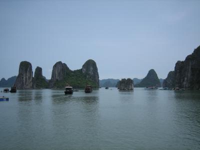 ハノイ　一人旅　ハロン湾他