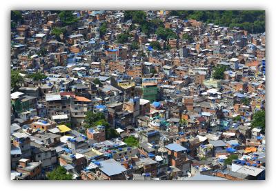 4.世界最大のファベーラ（貧民窟）：ホッシーニャ（リオデジャネイロ/ブラジル）