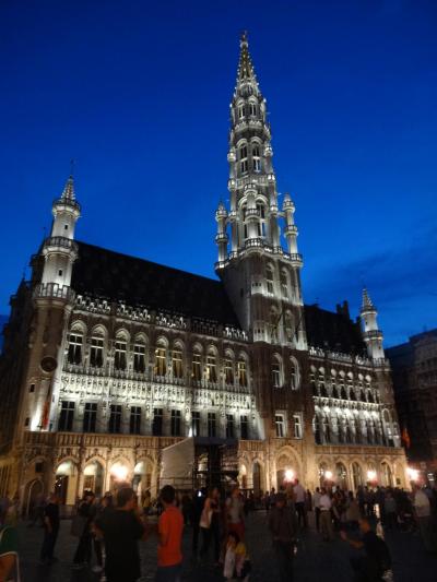 名画を巡る旅：ベネルクス・ロンドン・アテネ・パリ旅行（2014年秋：7日目後半 グランプラスの輝き）18/25