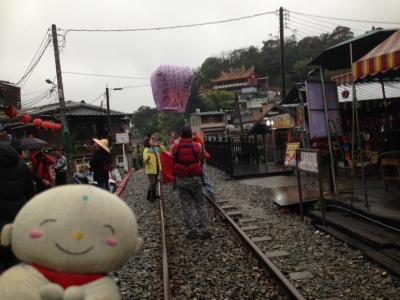 平渓天燈；タイに引き続き台湾でもランターン上げに行って来ました。