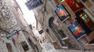 サンポールドヴァンス ~お洒落な鷹巣村~