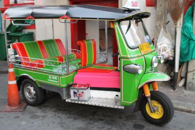 1歳10か月子連れ★刺激ビシビシの街バンコクで食べる!歩く!トゥクトゥクる!!<前篇>