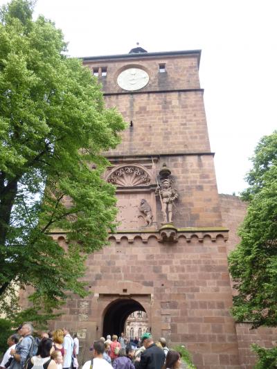 ハイデルベルク城址に残る2つの伝説・悪魔の一噛みと騎士の跳躍