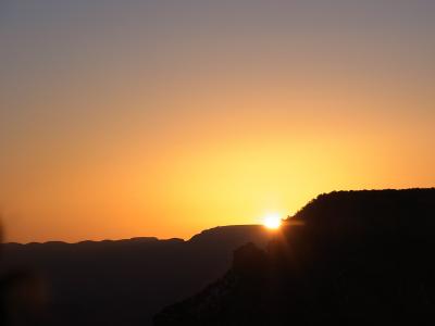アメリカの大自然へ　（4）　グランドキャニオンの朝陽を見て癒しの地セドナへ