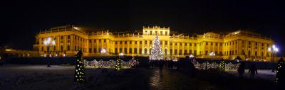 オーストリア　ウィーン　シェーンブルン宮殿のクリスマスマーケット