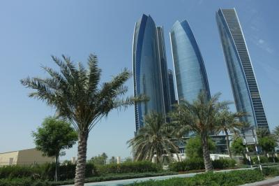 アブダビ・ジュメイラ アット エティハッドタワーズホテル滞在　Jumeirah at Etihad Towers hotel in Abu Dhabi 