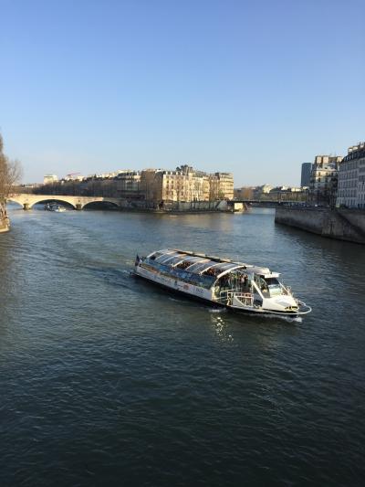 フランス～スペイン旅・パリを彷徨いながら、独特な雰囲気を楽しむ。。。お礼の言葉は日本語でも言います（＾＾）