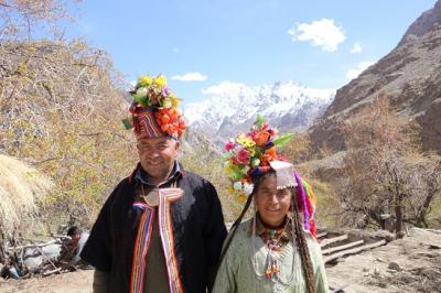 インド最北　ラダック　花の民の住む里ダーハヌー