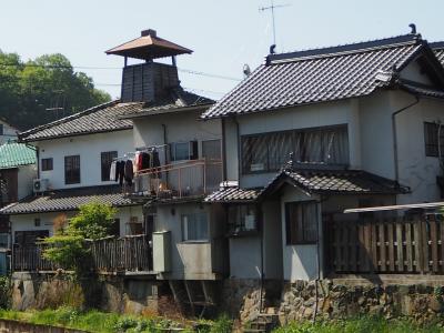 白壁ロマンの上下と府中焼きの府中を徒歩散策